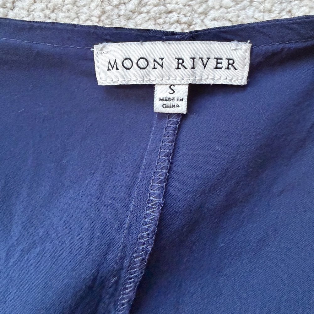 Moon River Navy Square-Neck Puff Sleeve Midi Dress - Picture 7 of 10